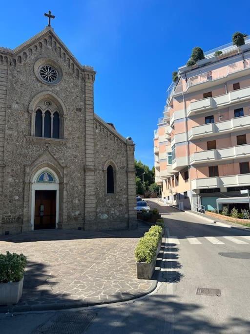 Casa Vacanze Stella Maris Vasto Marina Centro Luaran gambar